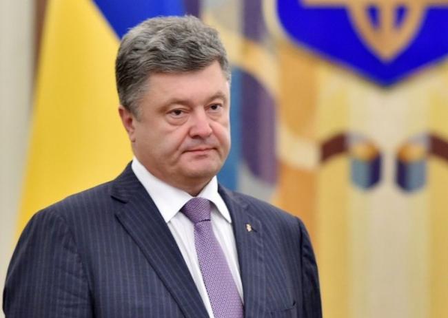 Порошенко пригласил освобожденных представителей Меджлиса в Киев