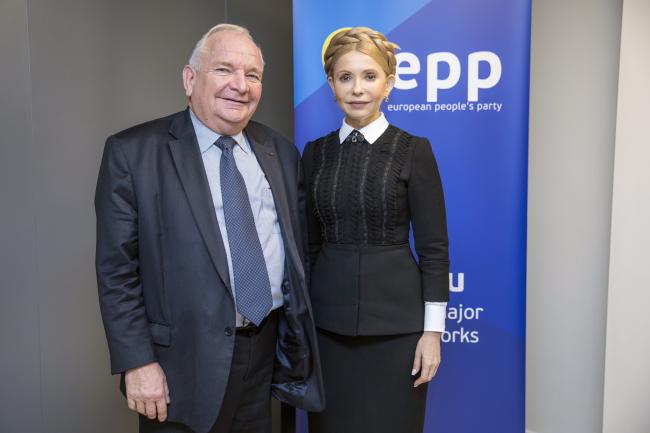 Президент ЕНП Жозеф Доль поздравил Юлию Тимошенко с победой на выборах в ОТГ