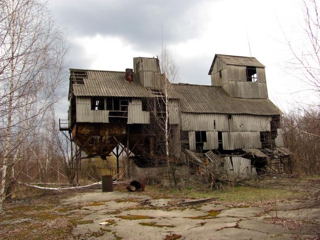Порошенко: Чернобыльская зона должна стать территорией изменений