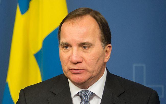 Украина должна научиться сдерживать влияние олигархов, - премьер Швеции